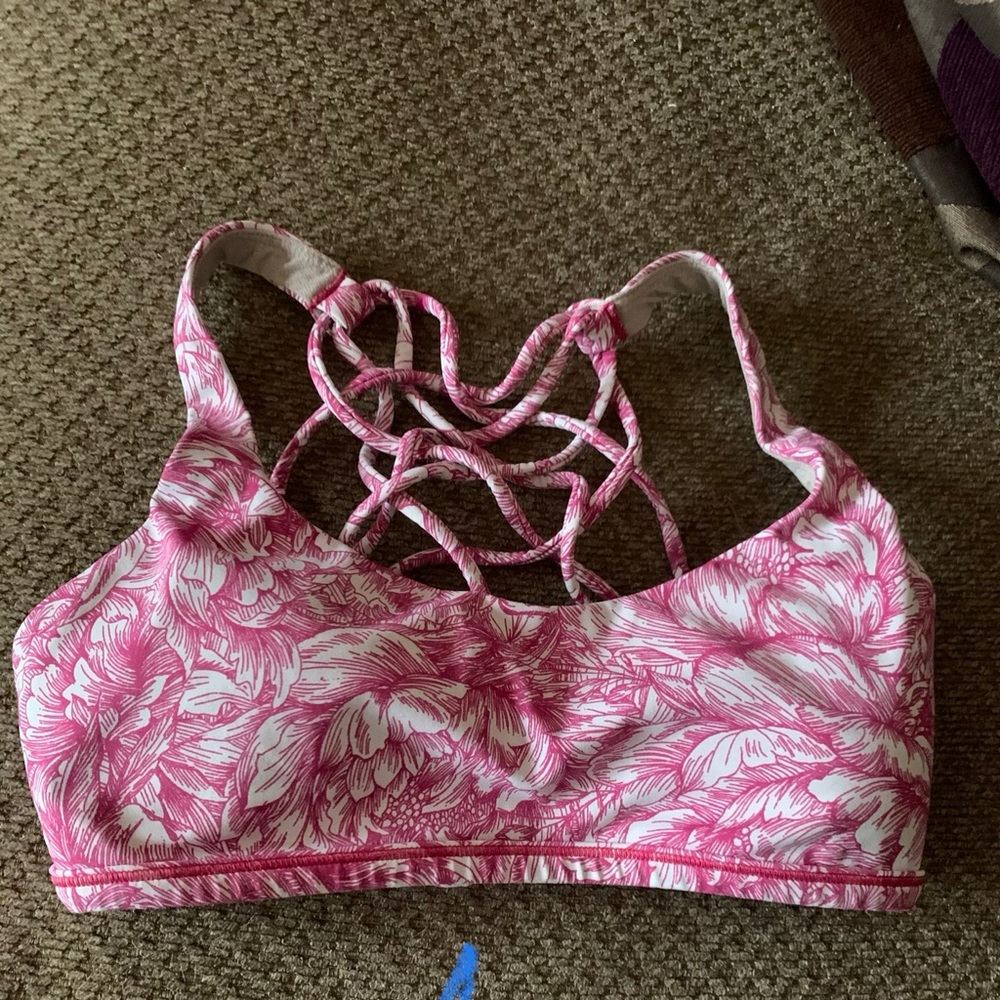 Lululemon Free To Be Wild Sports Bra